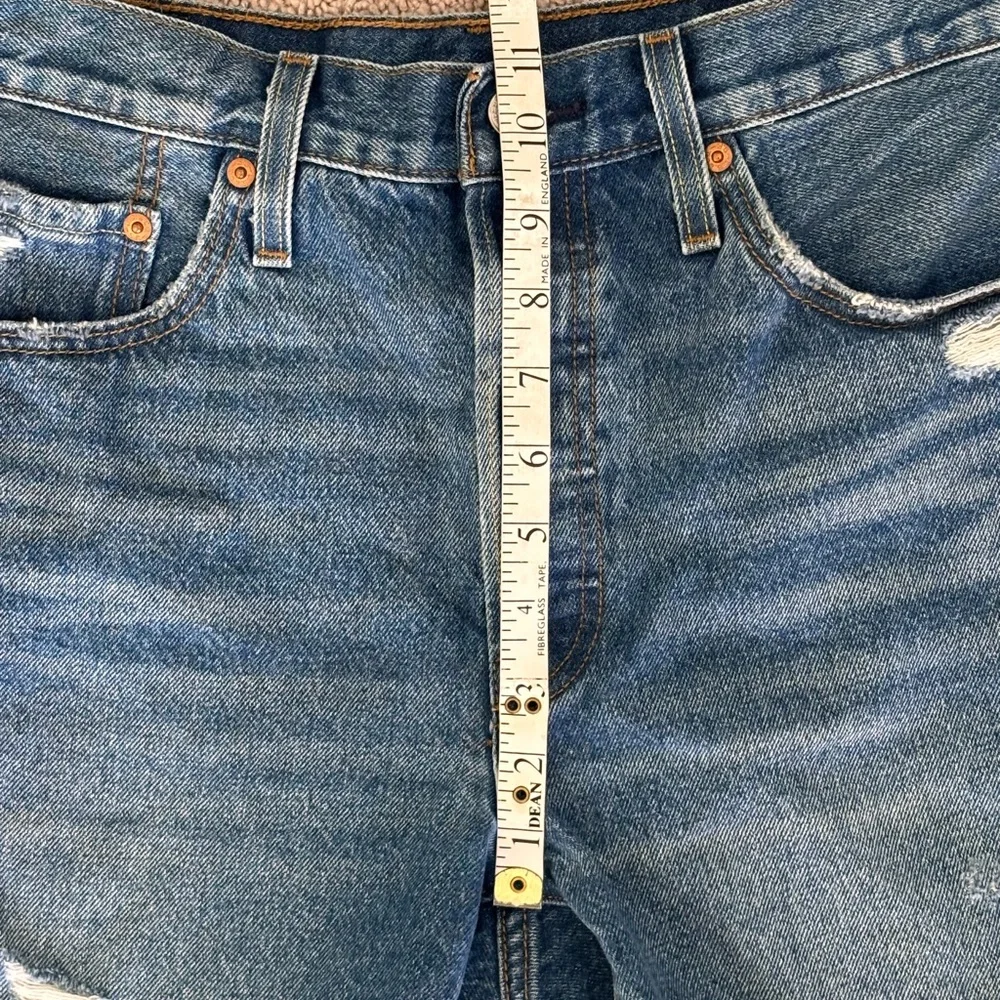 Levi's 501 Original Fit Cutoff Denim Shorts Distressed Blue Size 29 - Picture 11 of 11
